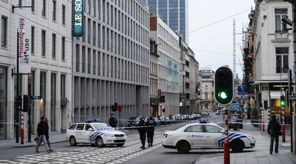 Alerta de bomba en edificios de Bélgica Alerta de bomba en edificios de Bélgica