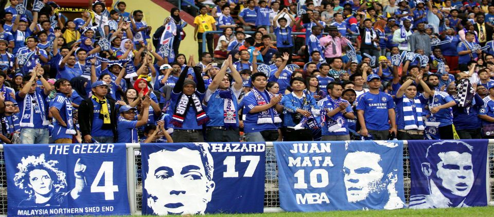 Policía investiga otro incidente de aficionados del Chelsea Policía investiga otro incidente de aficionados del Chelsea