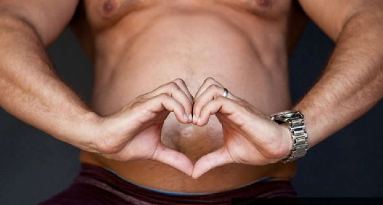 Hombres con panza son mejores en el sexo