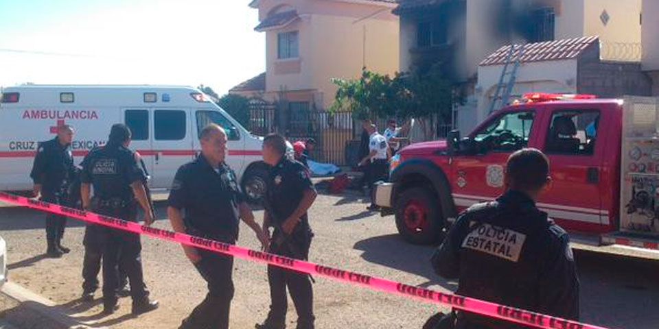 Mueren tres por incendio en Hermosillo