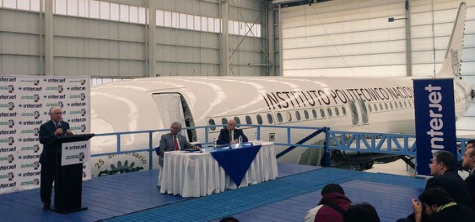 Interjet dona un Airbus 320 al IPN