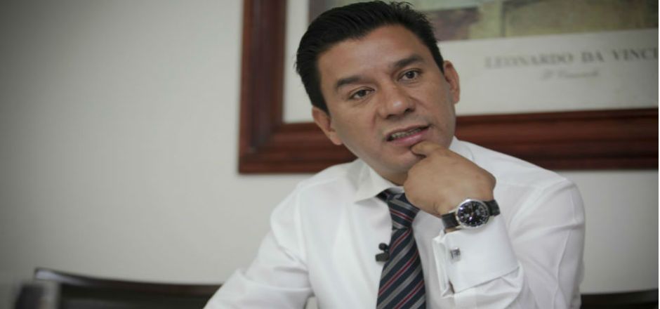 Sugiere Nueva Izquierda revisar candidatura de Valencia