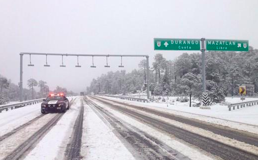 Cierran autopista Durango-Mazatlán por nevada