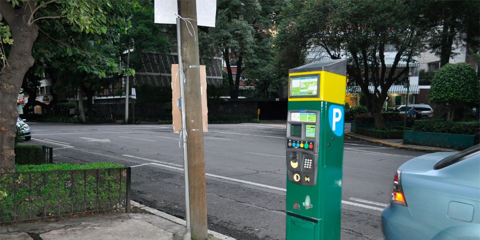 Planean instalar más parquímetros en la Roma Norte
