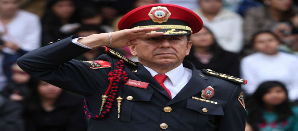 Renuncia director general de la Policía Bancaria e Industrial