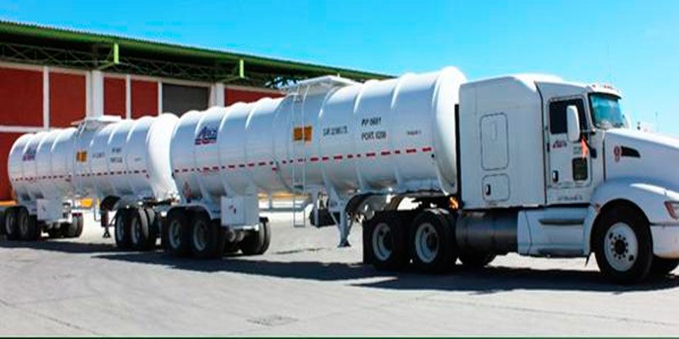 Detienen a dos por robo de diésel en Coahuila