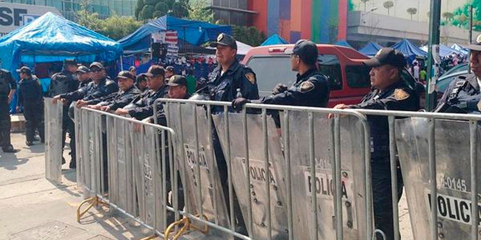 Más de cuatro mil policías para el Cruz Azul-Chivas Más de cuatro mil policías para el Cruz Azul-Chivas