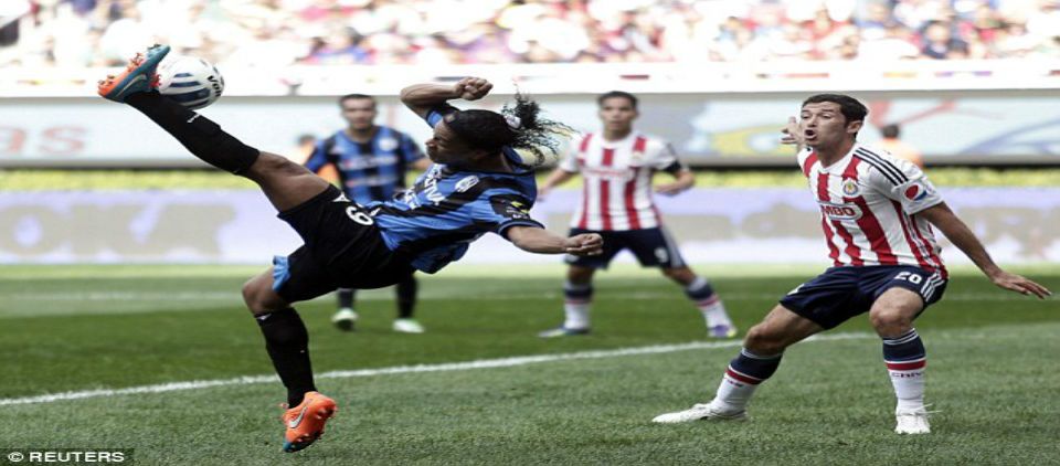 Ronaldinho pretendido por club de Angola Ronaldinho pretendido por club de Angola