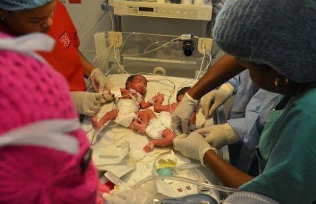 Mujer da a luz a sextillizos Mujer da a luz a sextillizos