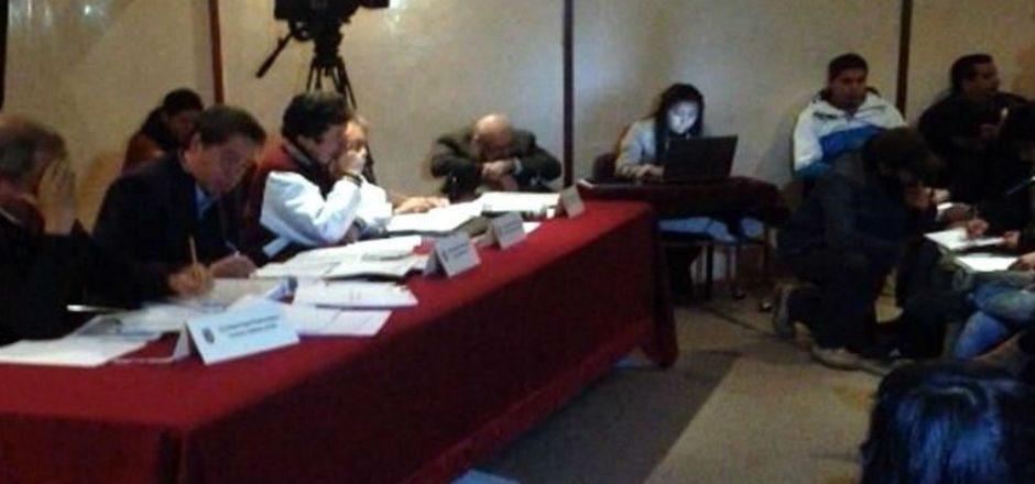 Fijan fecha para cese de directores del IPN