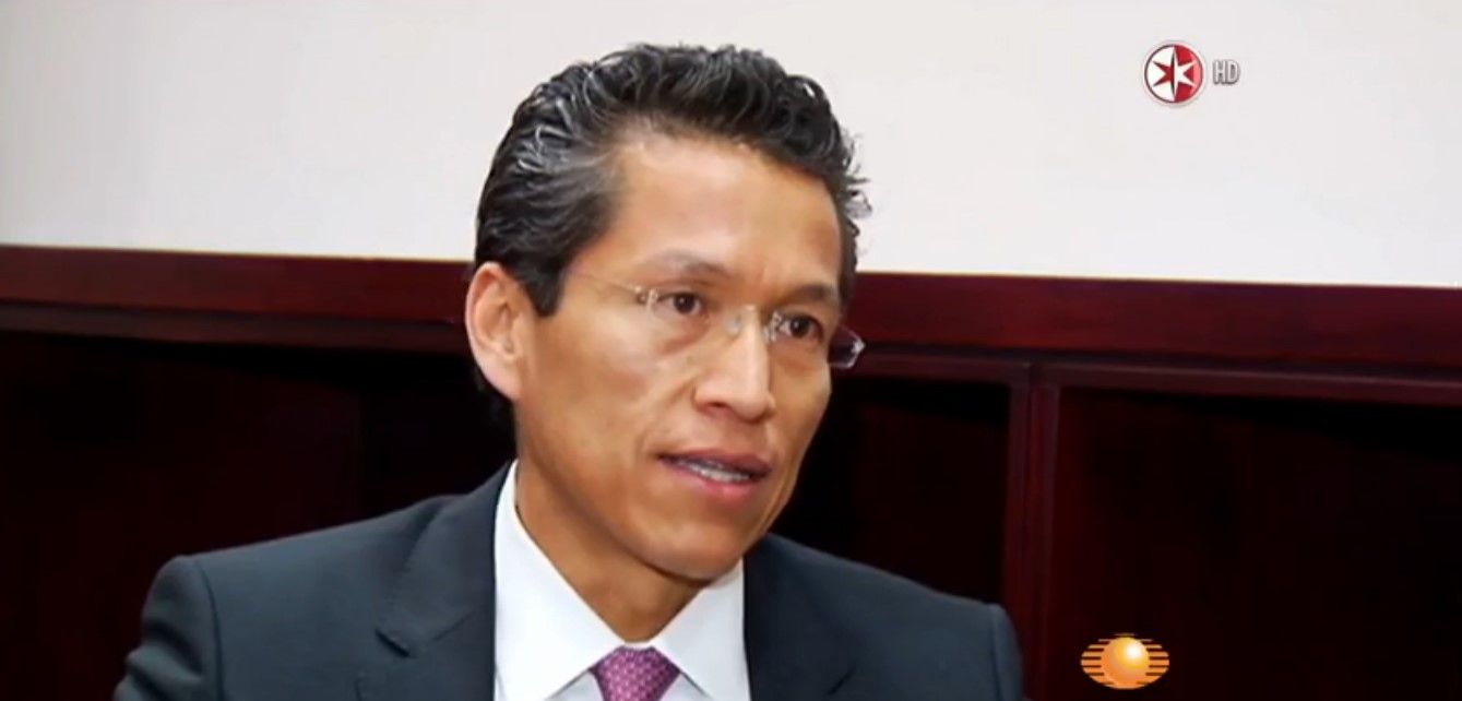 SAT investiga cuentas de mexicanos en Suiza