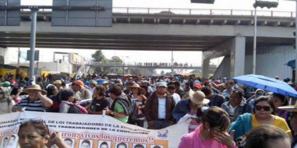 Sección 22 suspenderá clases y realizará bloqueos el viernes