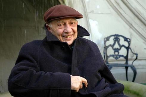 Sergio Pitol fuera de terapia intensiva y estable