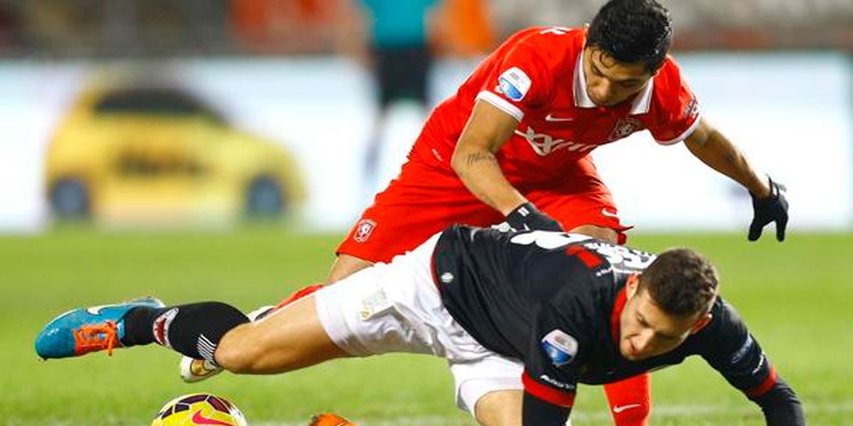 Twente cae pese a gol de Corona Twente cae pese a gol de Corona