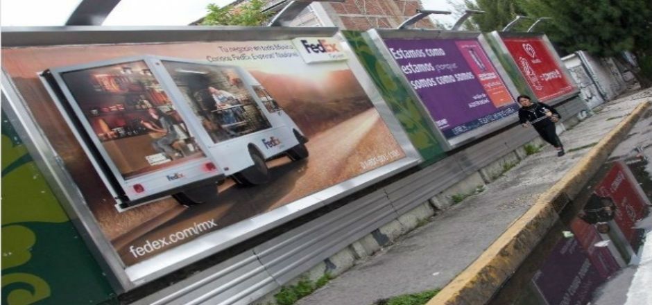 Cárcel a quien rente espacios irregulares para publicidad