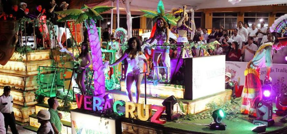 Reportan 95% de ocupación hotelera en Veracruz por carnaval