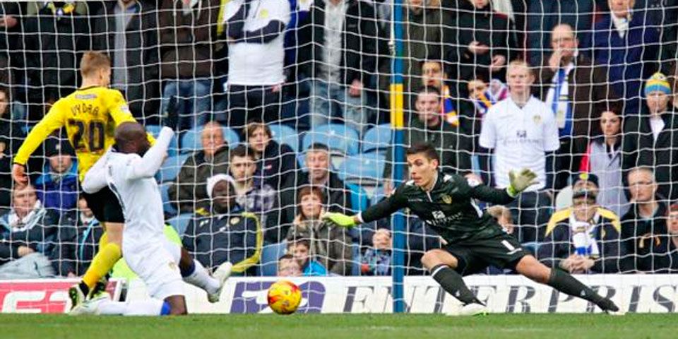 Watford remonta y ya es tercero Watford remonta y ya es tercero