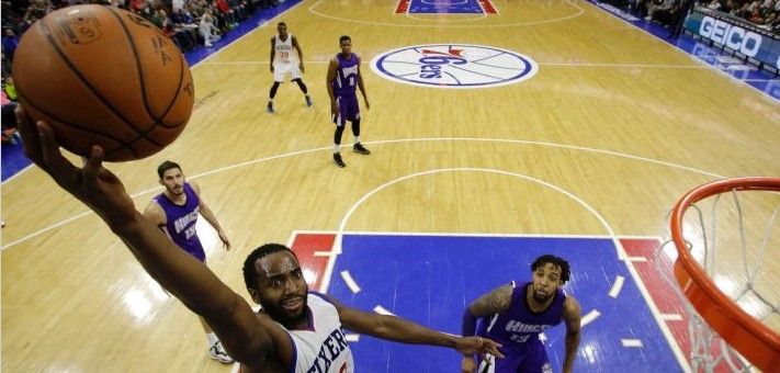 Filadelfia remonta desventaja de 18 puntos para ganar