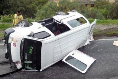 Escolta de fiscal de Yucatán se accidenta, hay 3 muertos