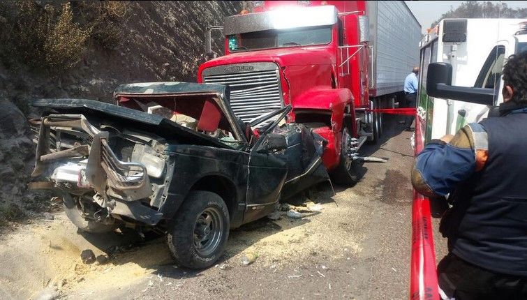 Choque en Chamapa-Lechería deja 2 muertos