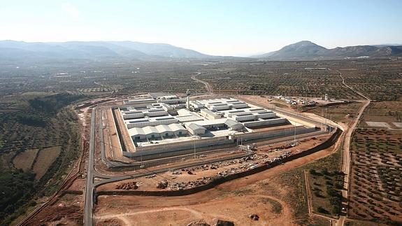 Apagón abre celdas de cárcel en España Apagón abre celdas de cárcel en España