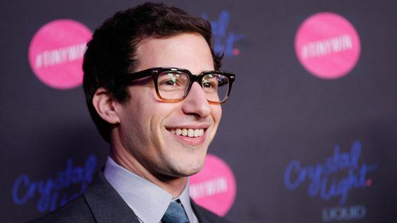 Actor de Brooklyn Nine-Nine conducirá los Emmys Actor de Brooklyn Nine-Nine conducirá los Emmys