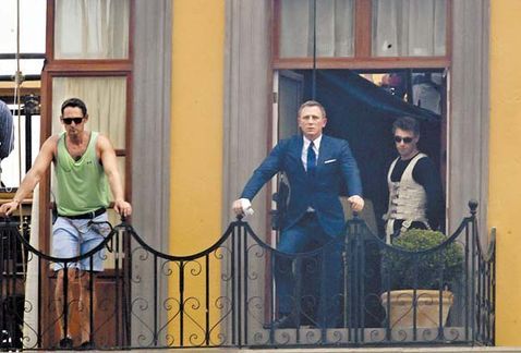 Aparece James Bond en la Ciudad de México