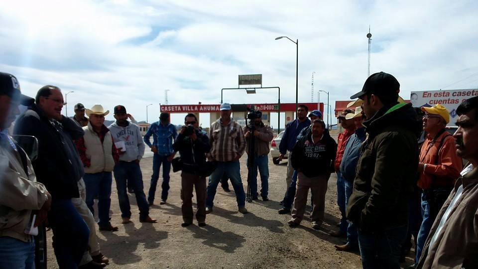 El Barzón bloqueó carreteras en Chihuahua