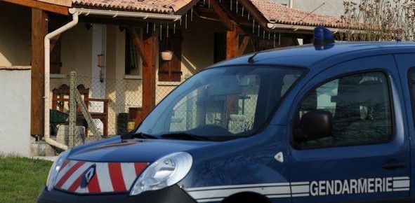 Encuentran 5 bebés en un congelador