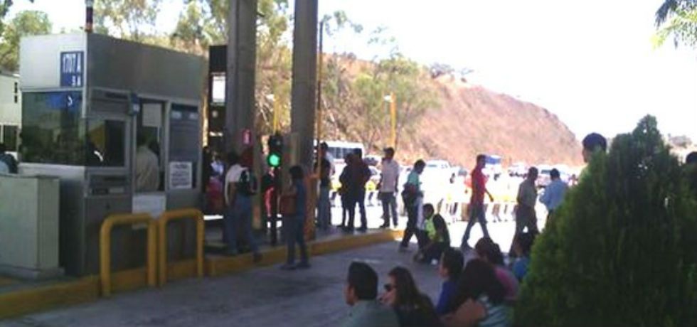 Maestros toman caseta de Huitzo