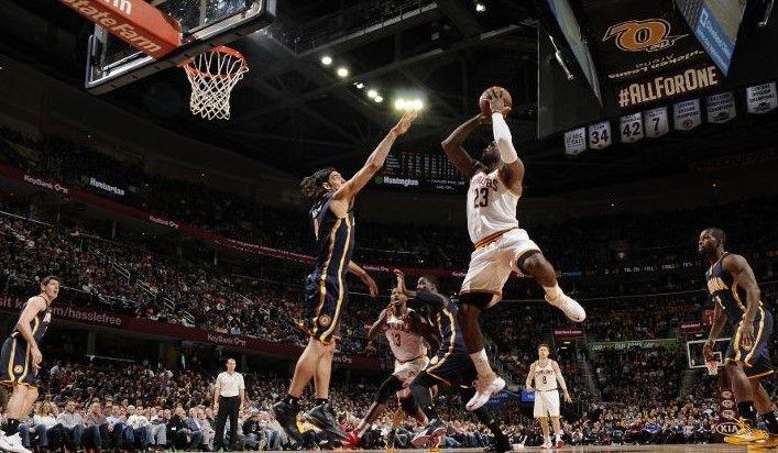 LeBron da 29 puntos en victoria de los Cavs