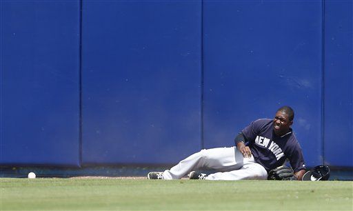 Jugador de los Yankees mejora tras choque del domingo Jugador de los Yankees mejora tras choque del domingo