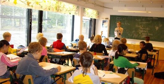 Menos estupidez y más preparación para periodistas y políticos: CFK