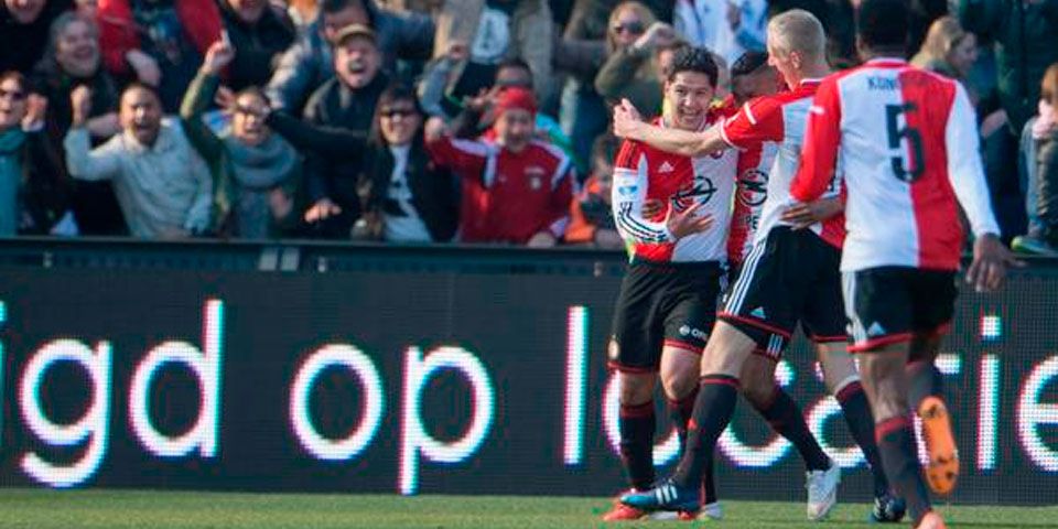 Guardado y PSV caen ante Feyenoord