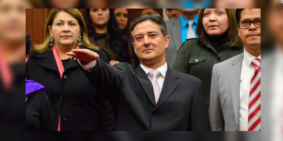 Rinde protesta alcalde sustituto de Morelia