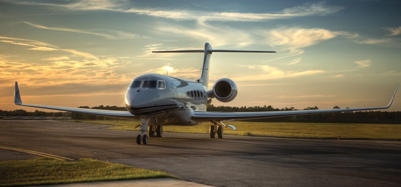 Ministro pide donaciones para comprar jet