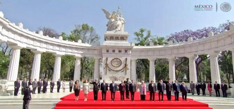 EPN encabeza ceremonia por natalicio de Benito Juárez