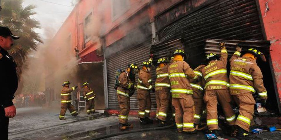 Se registra incendio en Centro Histórico