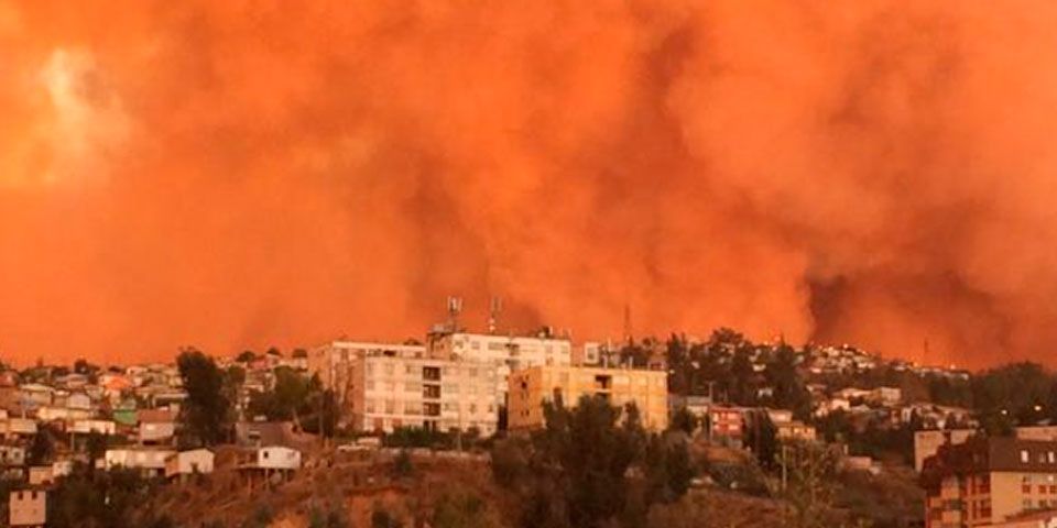 Alerta roja en Chile por incendio