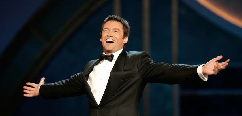 Hugh Jackman sufre hemorragia en las cuerdas vocales