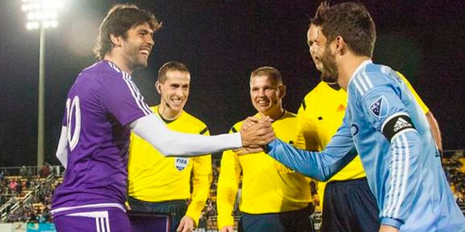 Empatan Villa y Kaká en la MLS