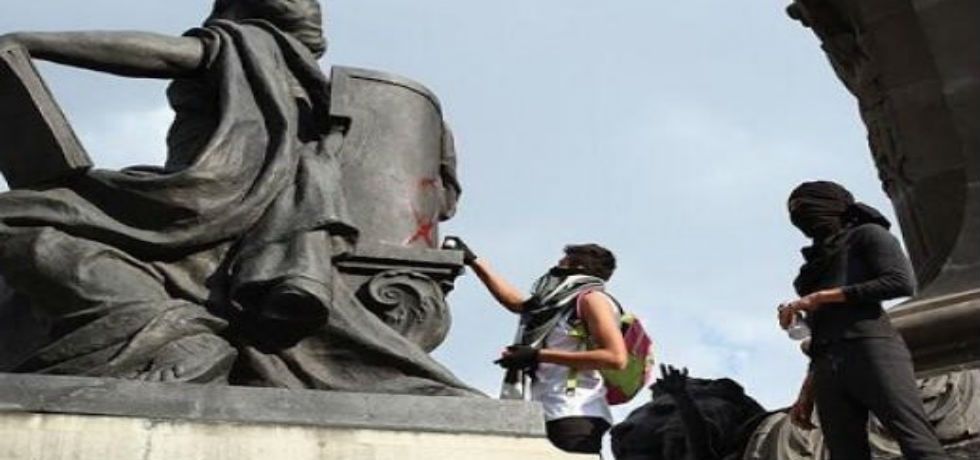 Libertad a vándalos del Ángel Libertad a vándalos del Ángel