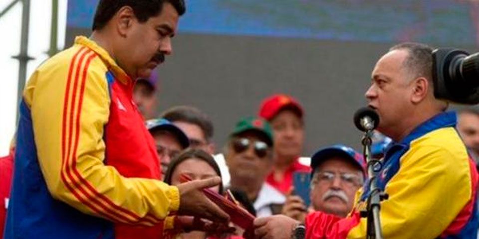 Aprueban poderes especiales a Maduro para enfrentar a EEUU