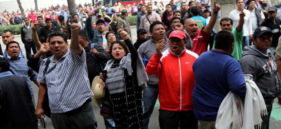 EE.UU. envía alerta de viaje por manifestaciones en Oaxaca EE.UU. envía alerta de viaje por manifestaciones en Oaxaca