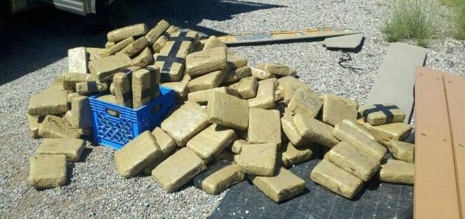 Detienen a 3 mexicanos en California