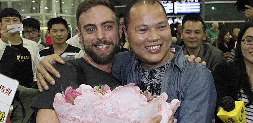 Se vuelven amigos por un iPhone robado