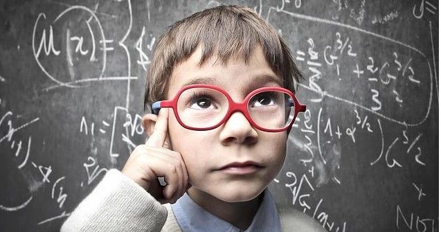 Pasar más horas al aire libre previene miopía en infantes