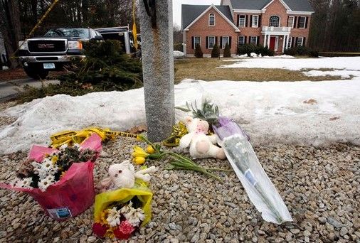 Mujer mata a sus hijas y luego se suicida Mujer mata a sus hijas y luego se suicida