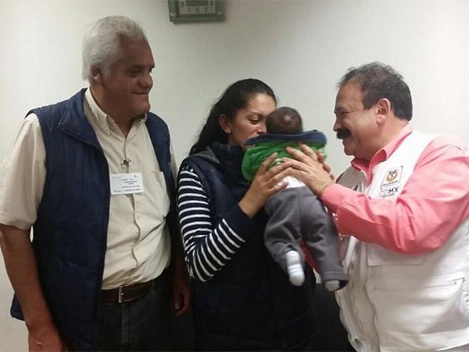 Internan a “niño guerrero” en el hospital ABC