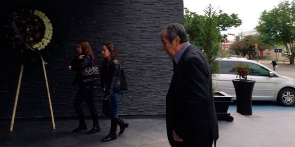 Asiste ‘Perro Aguayo’ a funeral de su hijo Asiste ‘Perro Aguayo’ a funeral de su hijo